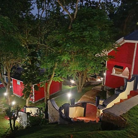 Vip Garden Resort Varkala Exterior photo